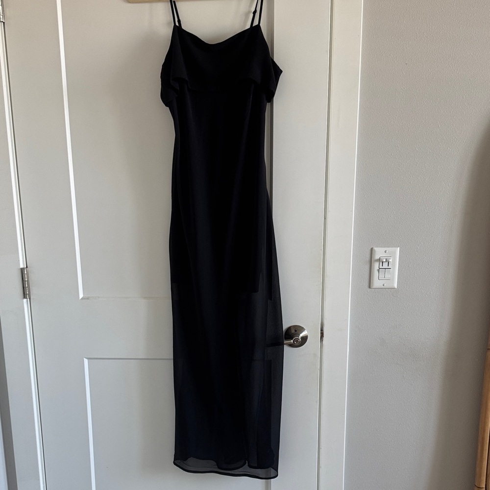 Elegant Black Maxi Dress